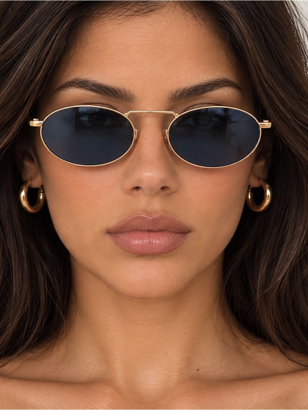 Ana Hickmann Blue Oval Frame Oval Sunglasses with Black Lenses